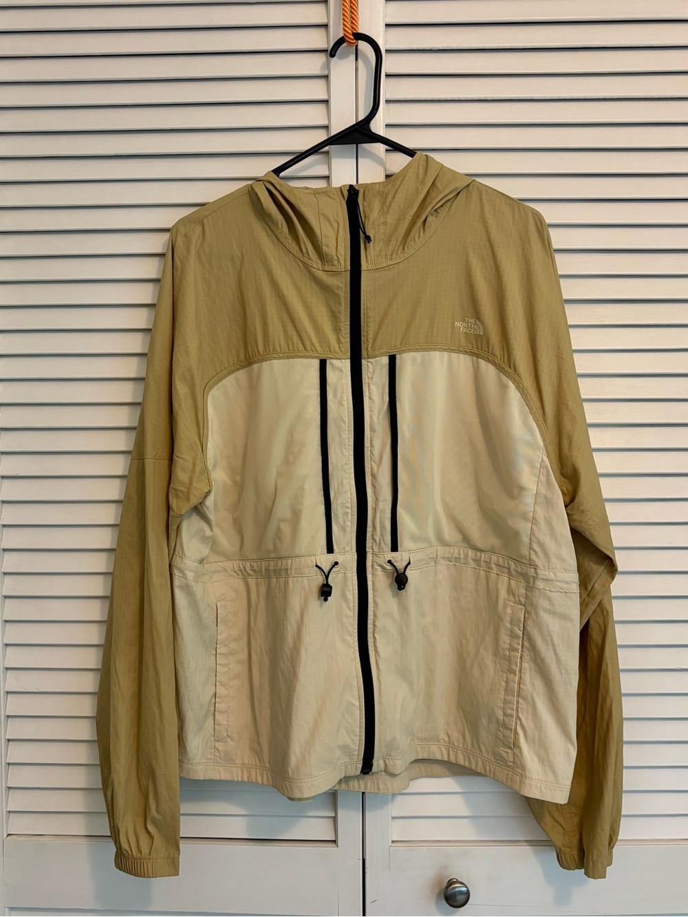 The North Face Women's Hooded Ripstop Jacket - Light Tan